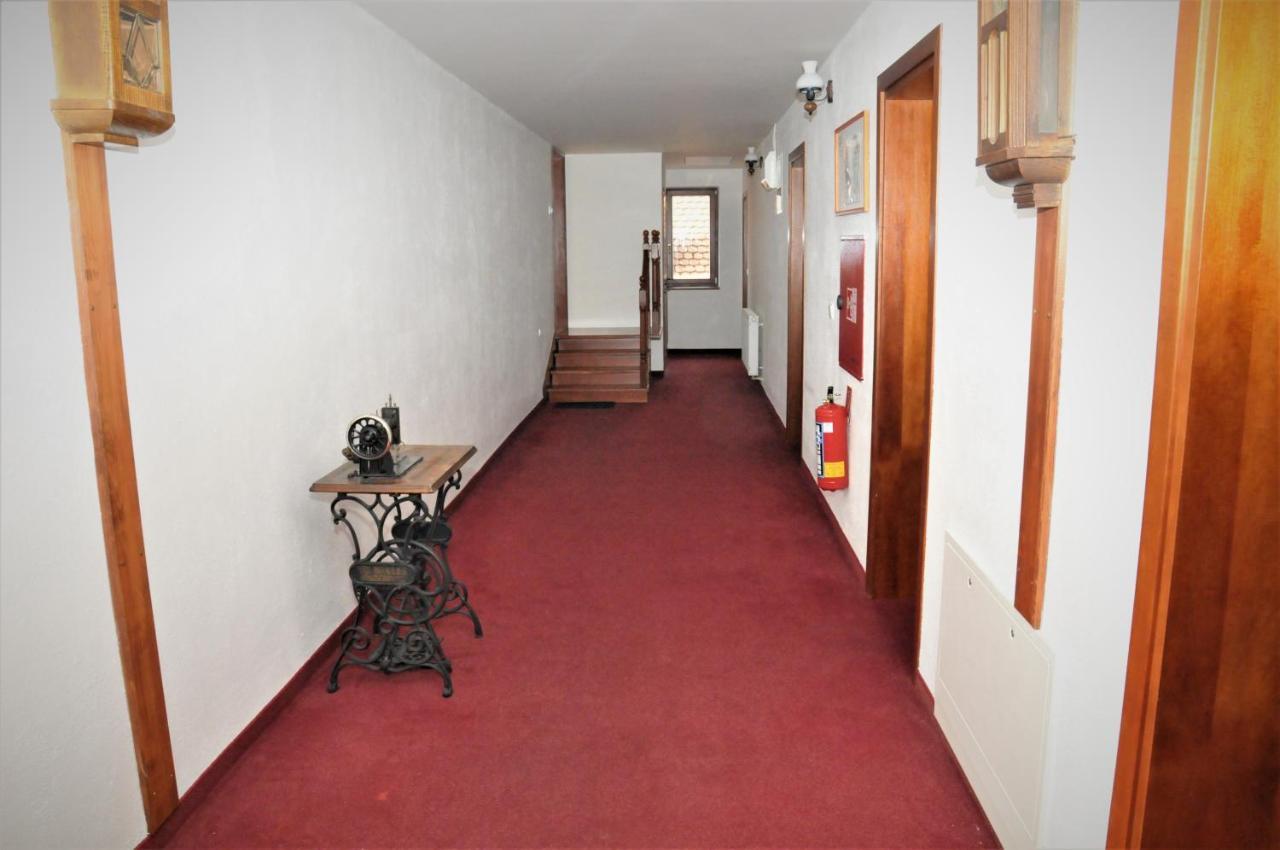 Restauracia Penzion Na Mlyne Stara Tura Luaran gambar