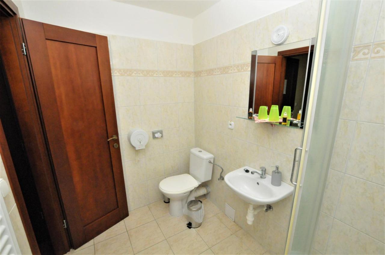 Restauracia Penzion Na Mlyne Stara Tura Luaran gambar