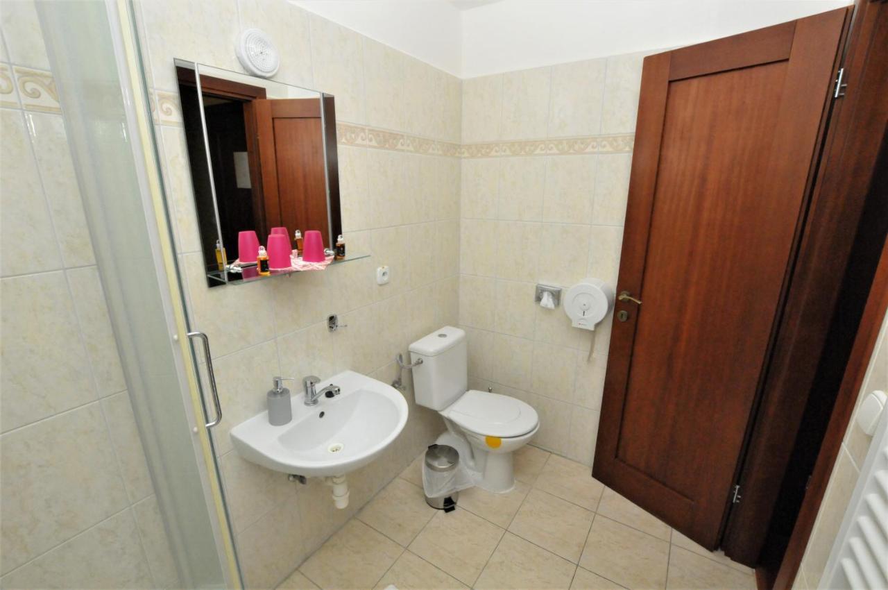Restauracia Penzion Na Mlyne Stara Tura Luaran gambar