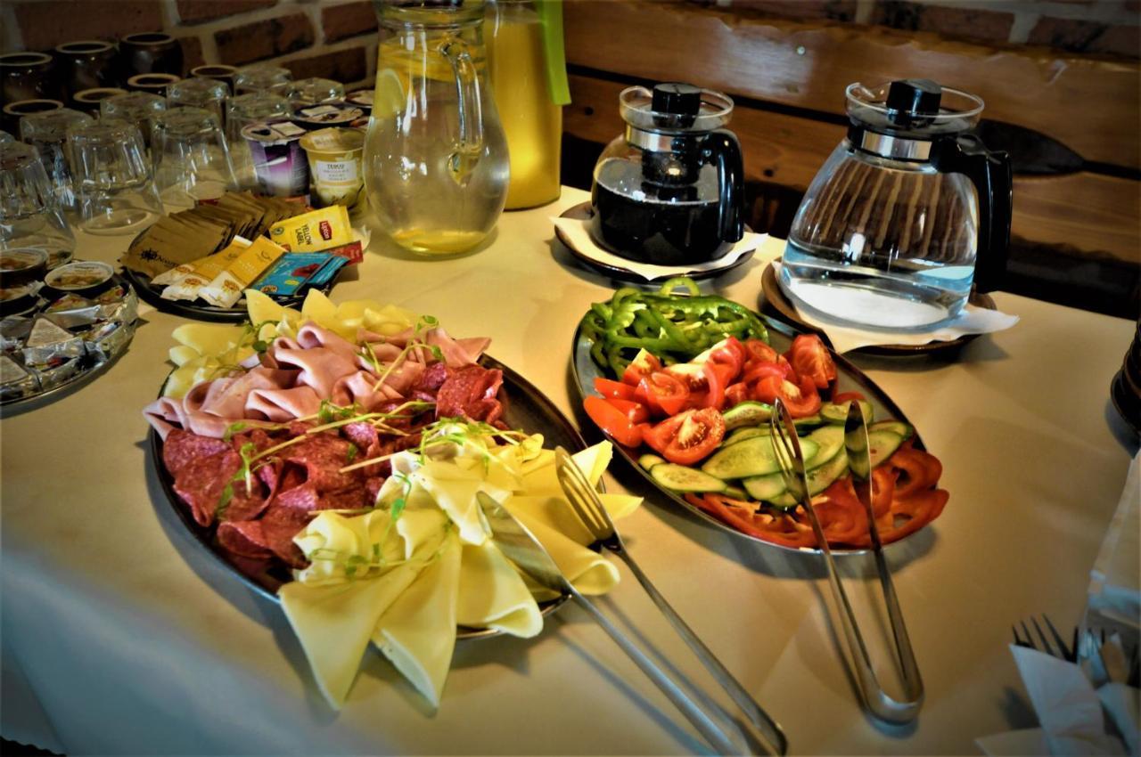 Restauracia Penzion Na Mlyne Stara Tura Luaran gambar