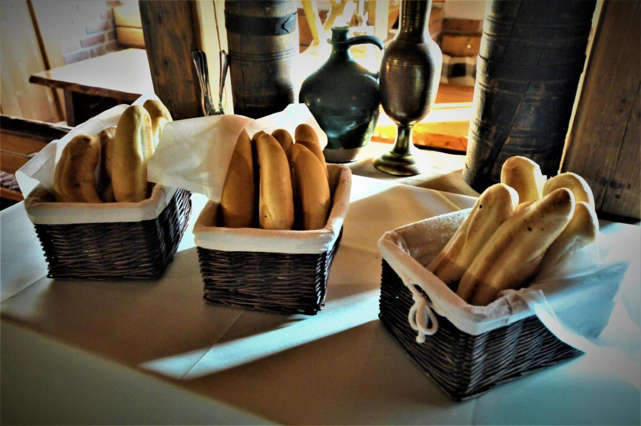 Restauracia Penzion Na Mlyne Stara Tura Luaran gambar