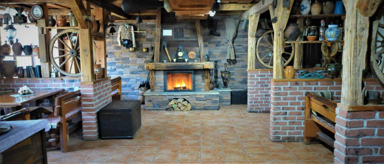 Restauracia Penzion Na Mlyne Stara Tura Luaran gambar